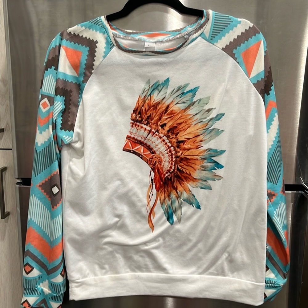 Womens large Native American sweatshirt